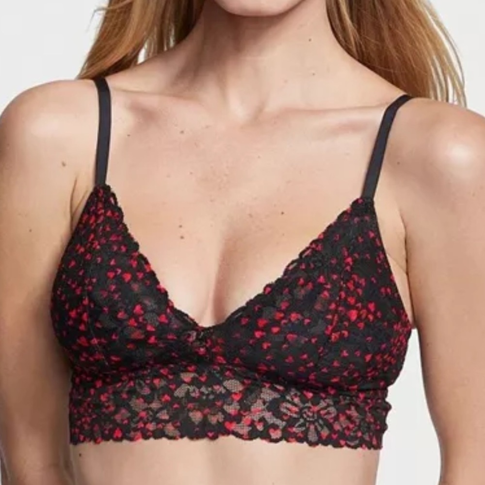 Victoria’s Secret Black Lace Heart Print Bralette